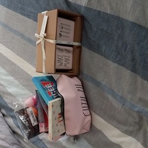 Rae Dunn make up brush holder and bag with goodies